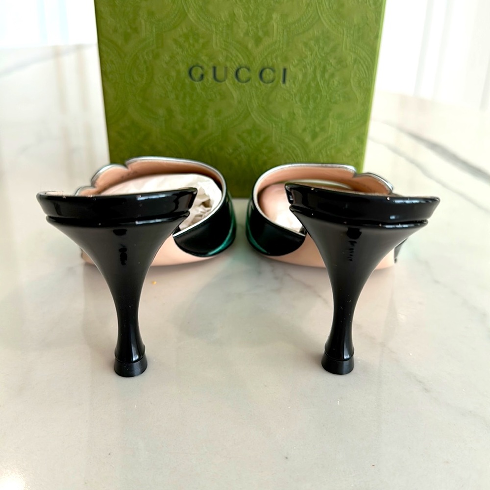 Gucci Sandals - Picture 4 of 11